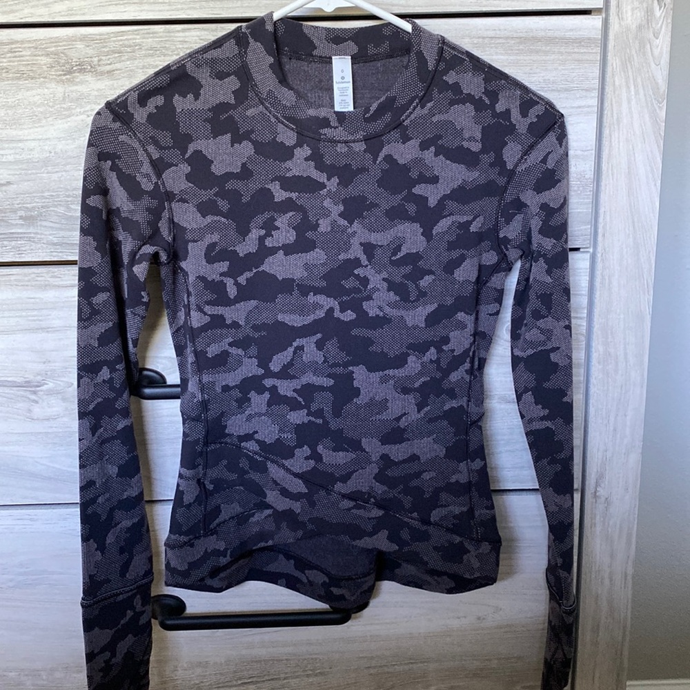 Close to Crossing Long Sleeve Rulu